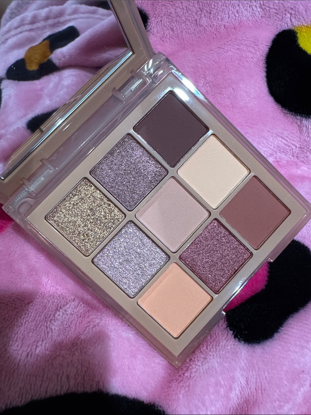 Huda Beauty Sand Haze Obsession Palette